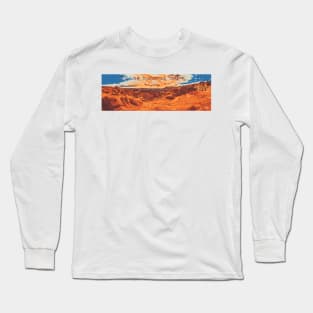 Toadstool Trail in the Grand Staircase-Escalante National Monument, Utah Long Sleeve T-Shirt